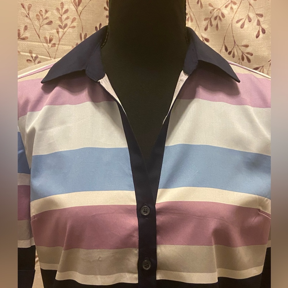 New York & Company - Women's V-Neck Button Down  Blouse (NWT) - Picture 3 of 7
